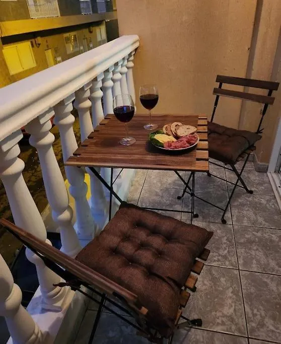 Fantastic Holiday Apartment Arona
