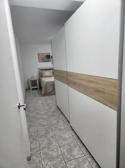 Fantastic Holiday Apartment Arona